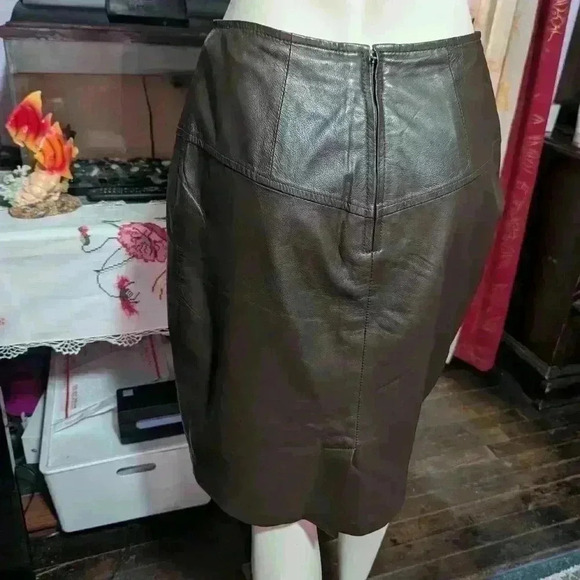 Sold - Picture 4 of 7